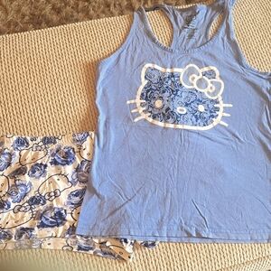 Light worn ladies Hello Kitty sleepwear